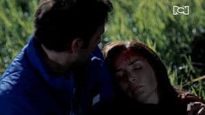 Alejandra sufre un accidente al chocar con Rafael