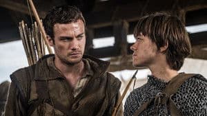 Un enemigo cae y otro se levanta