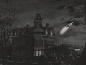 La Familia Addams y el hombre del espacio